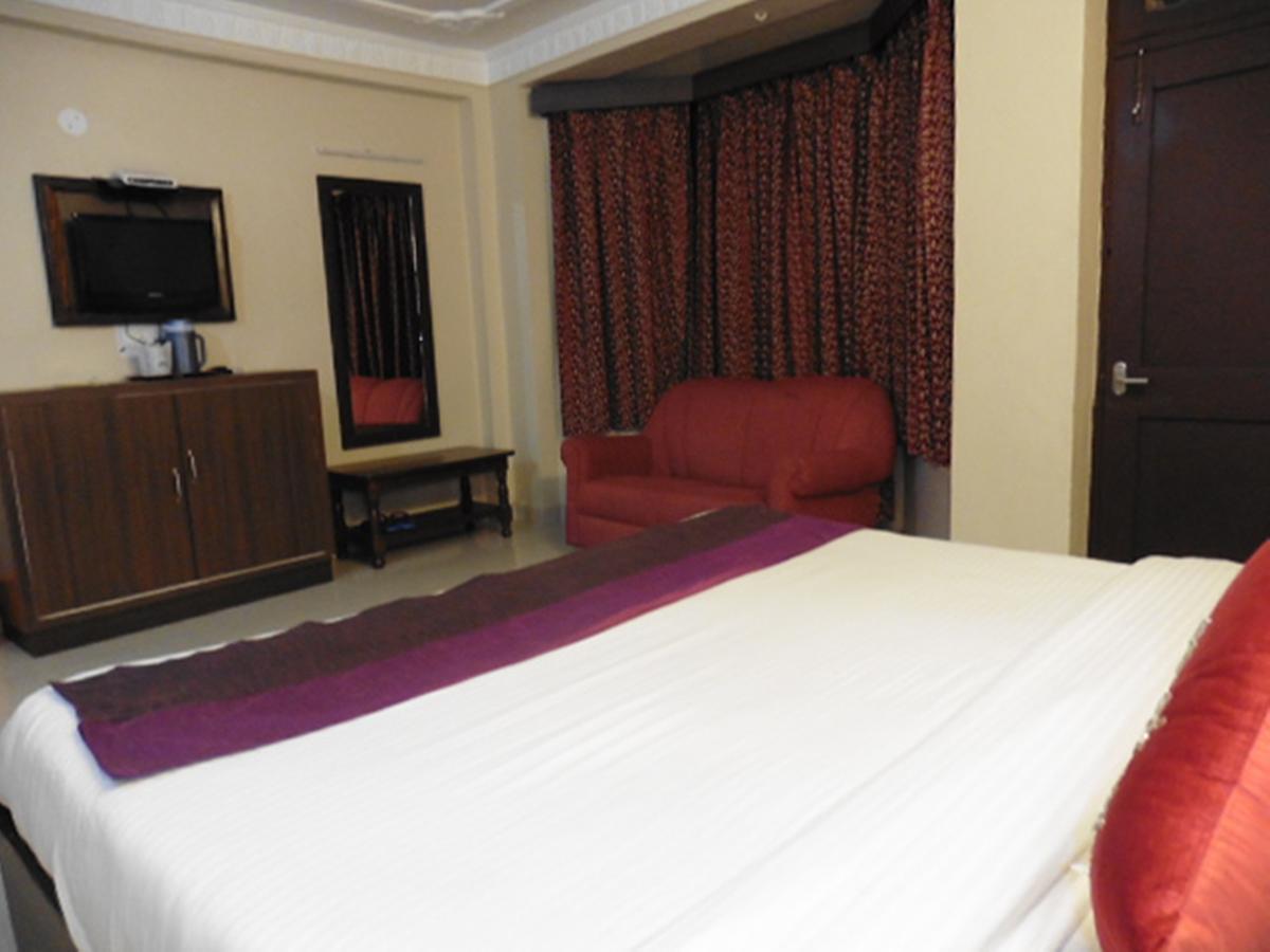 City Light Hotel 戴尔豪斯 外观 照片